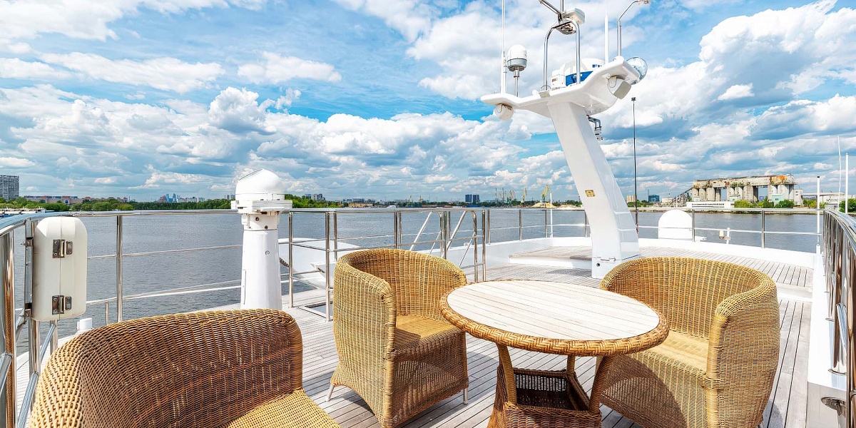 Аренда мега яхты Новая Звезда в Москве и Подмосковье